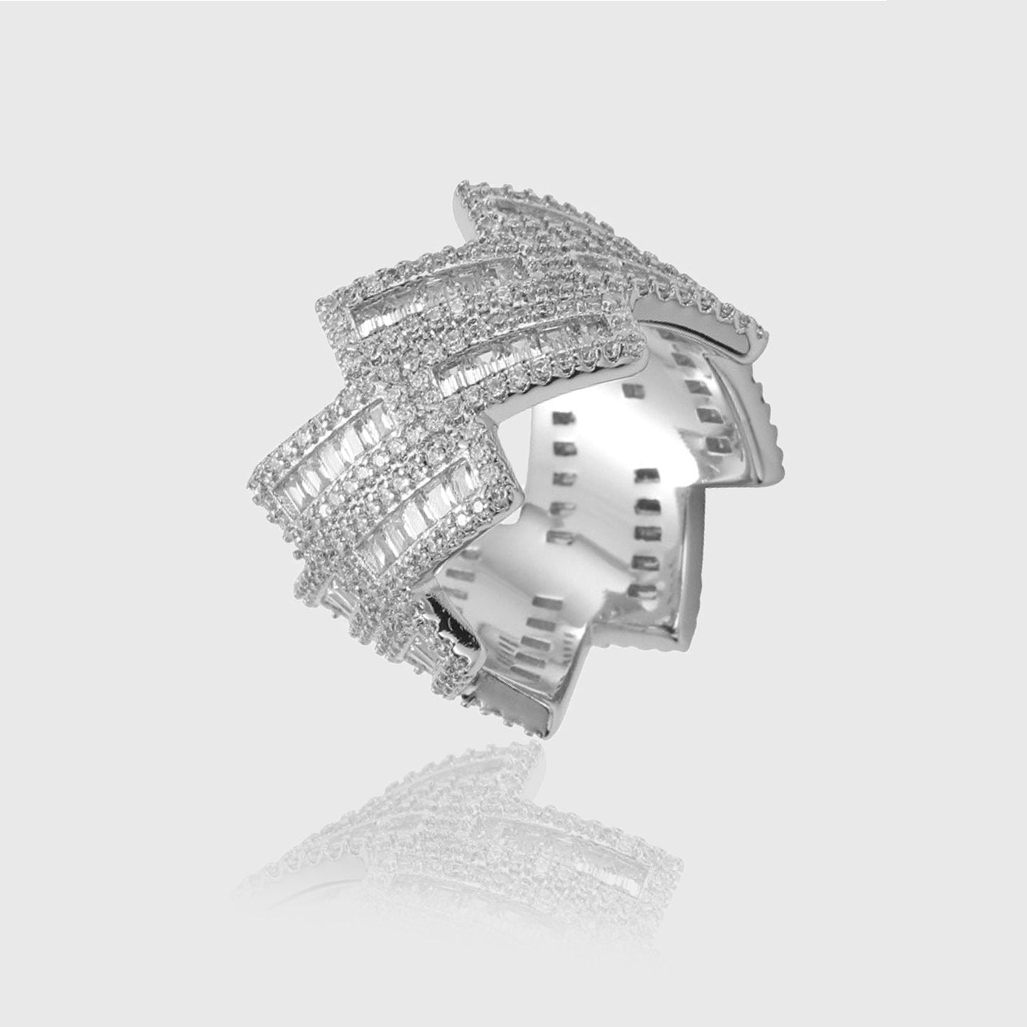 BAGUETTE PRONG CUBAN RING [WHITE GOLD]